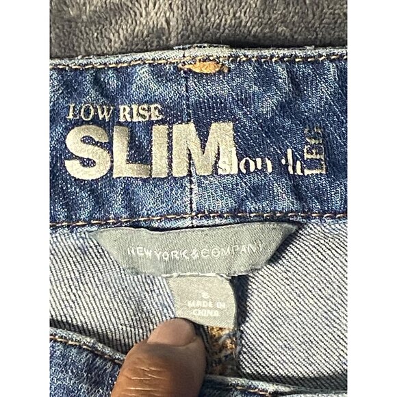 New York & Company Low Rise Slim Fit Distressed Blue Jeans Size 8 - Picture 2 of 15